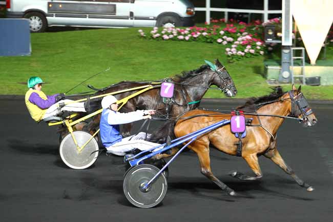 Arrivée quinté pmu PRIX IPHIGENIA à PARIS-VINCENNES