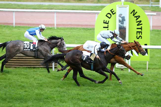 Arrivée quinté pmu PRIX ONIRIS NANTES à NANTES