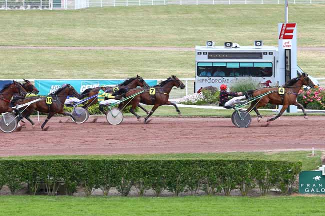 Arrivée quinté pmu PRIX DE ROUVROY à ENGHIEN