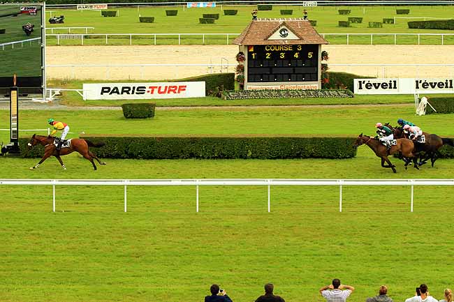 Arrivée quinté pmu PRIX DE PENNEDEPIE à CLAIREFONTAINE
