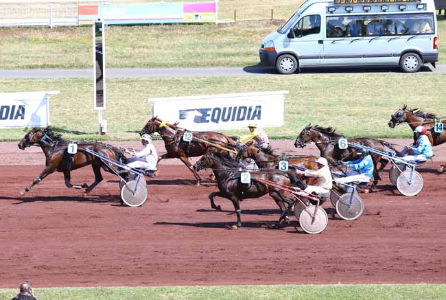 Arrivée quinté pmu PRIX DE SAVOIE à VICHY