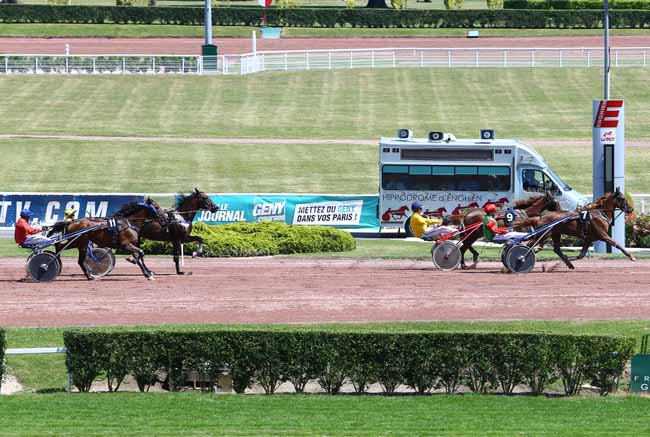 Arrivée quinté pmu PRIX DU PANTHEON à ENGHIEN