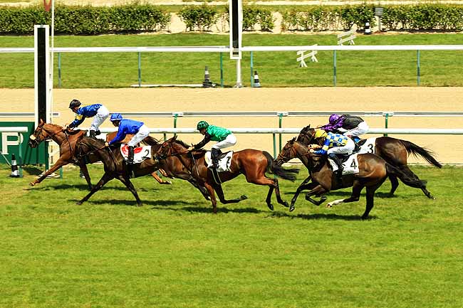 Arrivée quinté pmu PRIX DE FOURNEVILLE à DEAUVILLE