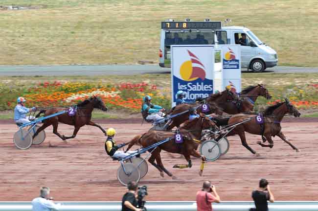 Arrivée quinté pmu PRIX DE LA VILLE DE CHATEAU D'OLONNE à LES SABLES D'OLONNE