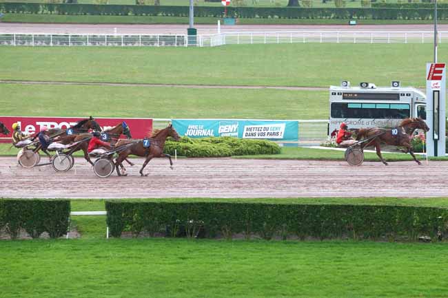 Arrivée quinté pmu PRIX DE LA GARE DE LYON à ENGHIEN