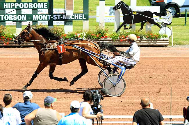 Arrivée quinté pmu PRIX DES VANS M.T.M à LE MONT SAINT MICHEL