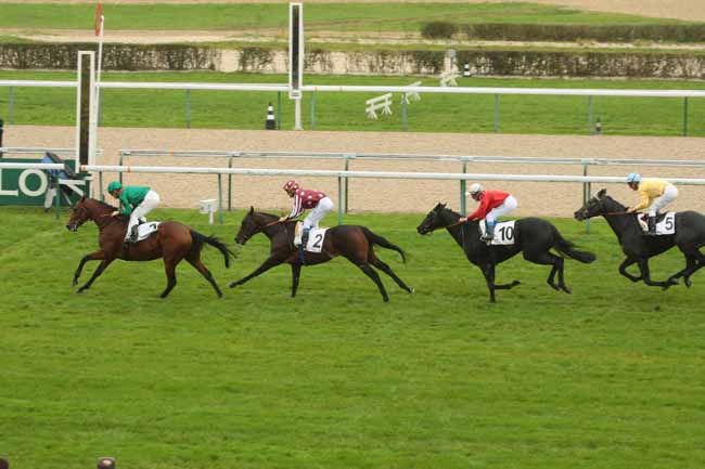 Photo d'arrivée de la course pmu PRIX DE SAINT-DESIR à DEAUVILLE le Jeudi 22 octobre 2015