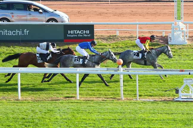 Photo d'arrivée de la course pmu PRIX D'AUTEUIL à CAGNES-SUR-MER le Lundi 14 décembre 2015