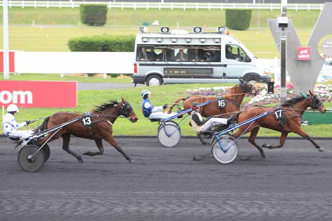 Photo d'arrivée de la course pmu PRIX DE MONS à PARIS-VINCENNES le Jeudi 28 janvier 2016