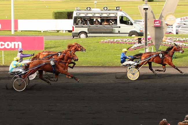 Photo d'arrivée de la course pmu PRIX PAUL VIEL à PARIS-VINCENNES le Samedi 6 février 2016
