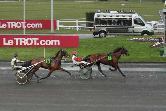 Photo d'arrivée de la course pmu PRIX DU BOUSCAT à PARIS-VINCENNES le Samedi 13 février 2016