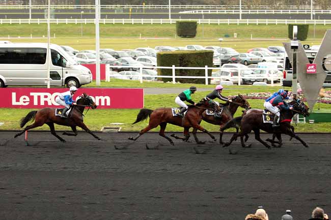 Photo d'arrivée de la course pmu PRIX PONTAVICE DE HEUSSEY à PARIS-VINCENNES le Dimanche 21 février 2016