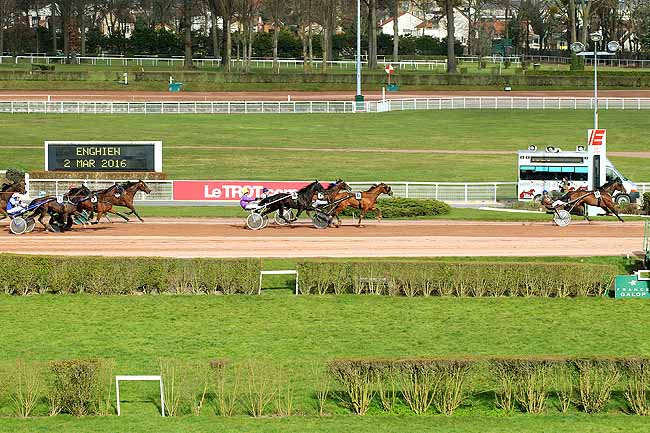 Photo d'arrivée de la course pmu PRIX DE LURE à ENGHIEN le Mercredi 2 mars 2016