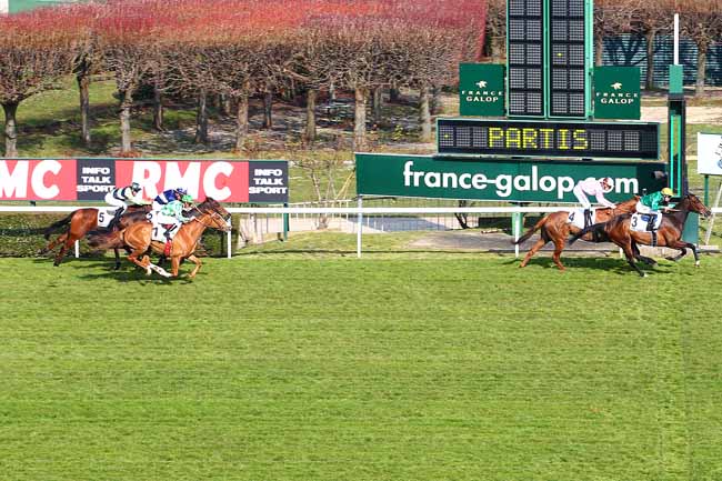 Photo d'arrivée de la course pmu PRIX ROSE DE MAI à SAINT-CLOUD le Samedi 12 mars 2016