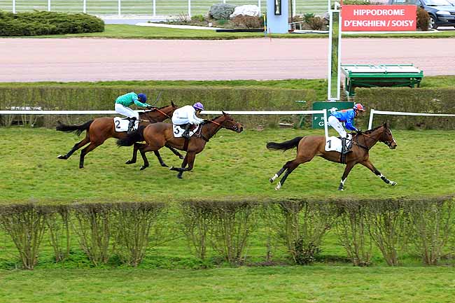 Photo d'arrivée de la course pmu PRIX COUREUSE DE NUIT à ENGHIEN le Mercredi 16 mars 2016