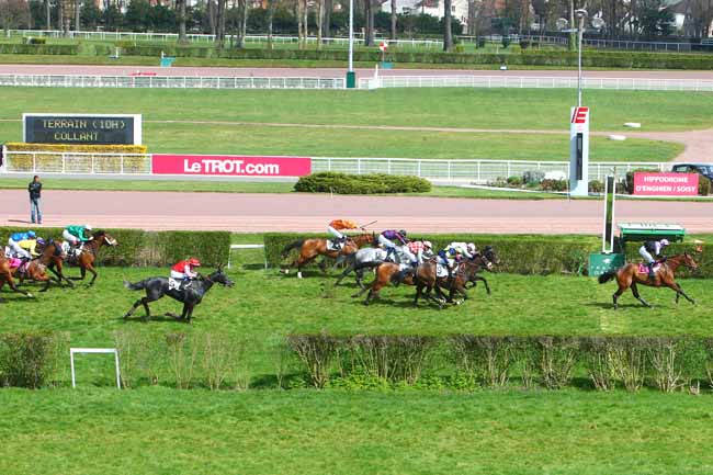 Photo d'arrivée de la course pmu PRIX DE LA ROCHELLE à ENGHIEN le Mardi 5 avril 2016