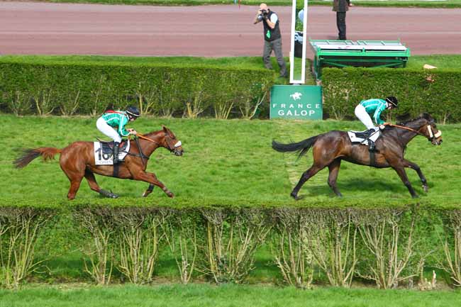 Photo d'arrivée de la course pmu PRIX NECOR à ENGHIEN le Mardi 12 avril 2016