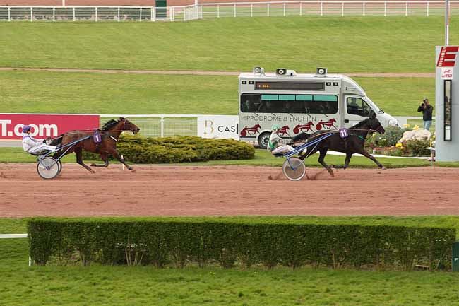 Photo d'arrivée de la course pmu PRIX IDFM RADIO - ENGHIEN à ENGHIEN le Samedi 23 avril 2016