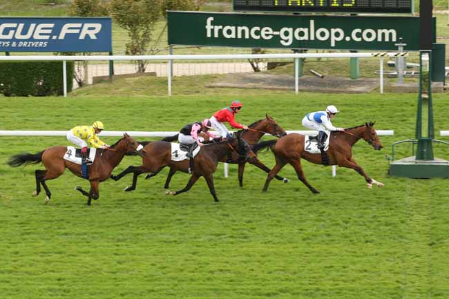 Photo d'arrivée de la course pmu PRIX BALBO à SAINT-CLOUD le Lundi 25 avril 2016