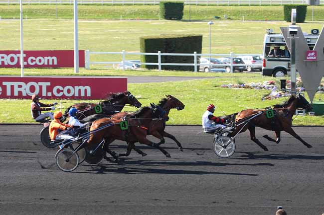 Photo d'arrivée de la course pmu PRIX DE QUIBERON à PARIS-VINCENNES le Samedi 7 mai 2016