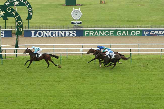 Photo d'arrivée de la course pmu PRIX DE GUICHE à CHANTILLY le Mardi 10 mai 2016
