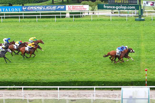 Photo d'arrivée de la course pmu PRIX DU HARAS DU BEL EBAT à SAINT-CLOUD le Mercredi 11 mai 2016