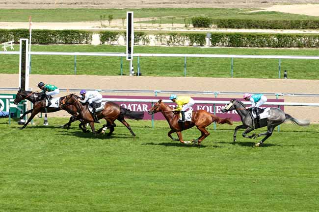 Photo d'arrivée de la course pmu PRIX DU PRE CATELAN à DEAUVILLE le Dimanche 15 mai 2016