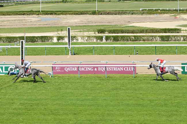 Photo d'arrivée de la course pmu QATAR COUPE D'EUROPE DES CHEVAUX ARABES à DEAUVILLE le Dimanche 15 mai 2016