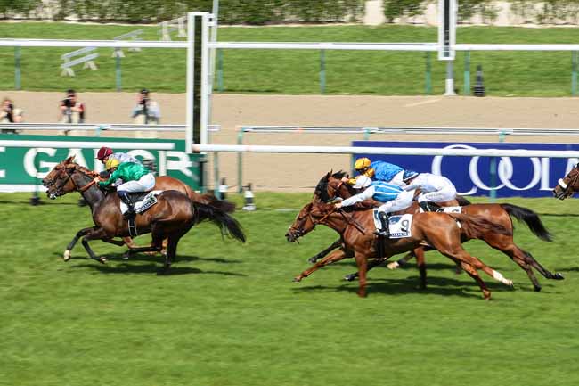 Photo d'arrivée de la course pmu PRIX SAINT-ALARY à DEAUVILLE le Lundi 16 mai 2016