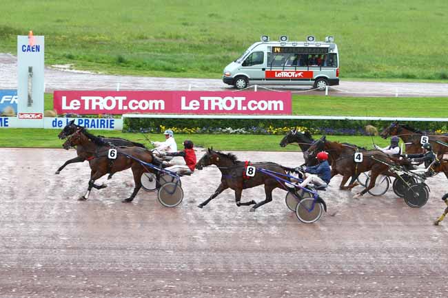 Photo d'arrivée de la course pmu PRIX GEORGES DREUX à CAEN le Mercredi 18 mai 2016