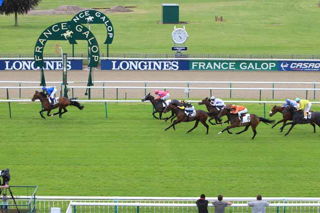 Photo d'arrivée de la course pmu PRIX DU CAPRICORNE à CHANTILLY le Vendredi 20 mai 2016