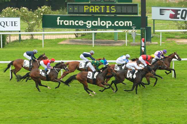 Photo d'arrivée de la course pmu PRIX DE SAINT-GERMAIN DES PRES à SAINT-CLOUD le Dimanche 29 mai 2016