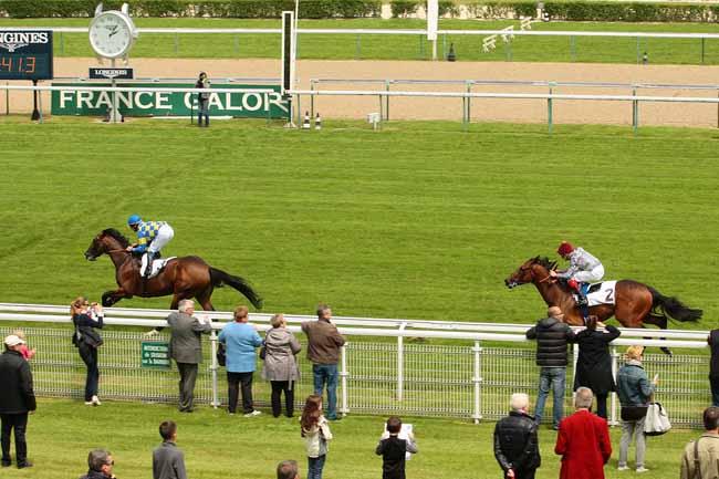 Photo d'arrivée de la course pmu PRIX DU MUSEE CARNAVALET à DEAUVILLE le Samedi 4 juin 2016