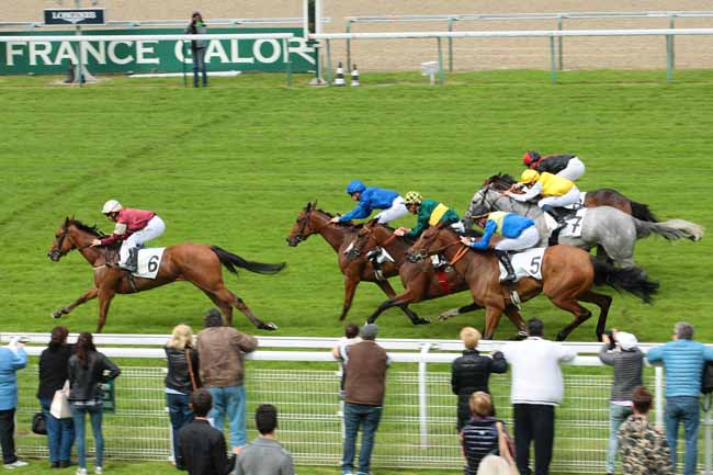 Photo d'arrivée de la course pmu PRIX DES LILAS à DEAUVILLE le Samedi 4 juin 2016