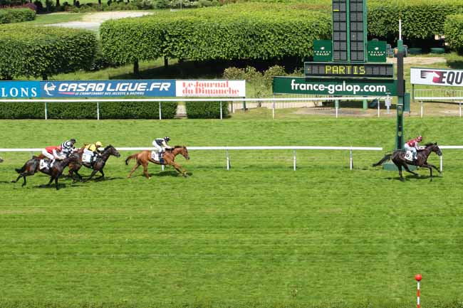 Photo d'arrivée de la course pmu PRIX DE FRENEUSE à SAINT-CLOUD le Mardi 7 juin 2016