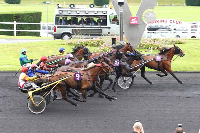 Photo d'arrivée de la course pmu PRIX DE FECAMP à PARIS-VINCENNES le Samedi 11 juin 2016