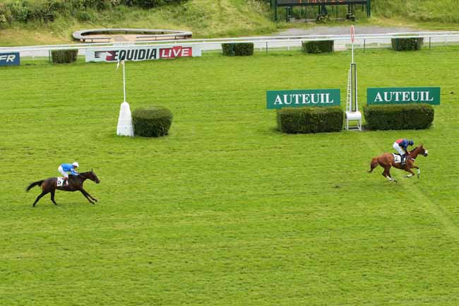 Photo d'arrivée de la course pmu PRIX KATKO à AUTEUIL le Mercredi 15 juin 2016