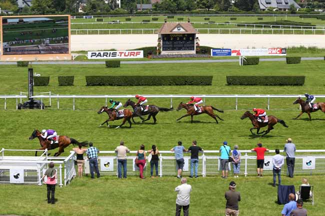 Photo d'arrivée de la course pmu PRIX DES COQUELICOTS à CLAIREFONTAINE le Jeudi 7 juillet 2016