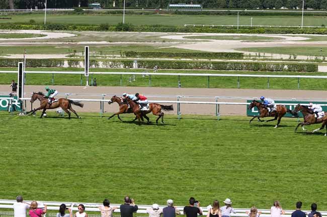 Photo d'arrivée de la course pmu PRIX DE LA CAMPAGNE DE CAEN à DEAUVILLE le Vendredi 8 juillet 2016