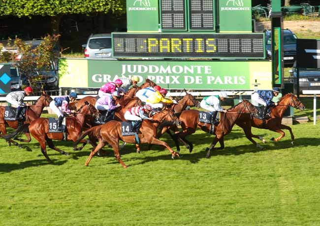 Photo d'arrivée de la course pmu LONGINES GRAND HANDICAP DE LA FETE NATIONALE à SAINT-CLOUD le Jeudi 14 juillet 2016