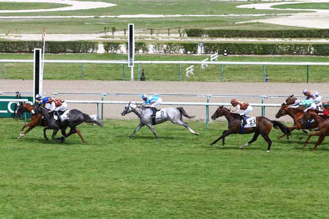 Photo d'arrivée de la course pmu PRIX DE LA VILLE DE DEAUVILLE à DEAUVILLE le Jeudi 21 juillet 2016
