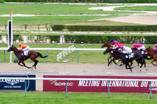 Photo d'arrivée de la course pmu PRIX DE LA VILLE DE SAUTERNES à DEAUVILLE le Samedi 30 juillet 2016