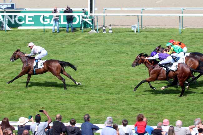 Photo d'arrivée de la course pmu PRIX DU CIDRE à DEAUVILLE le Jeudi 11 août 2016