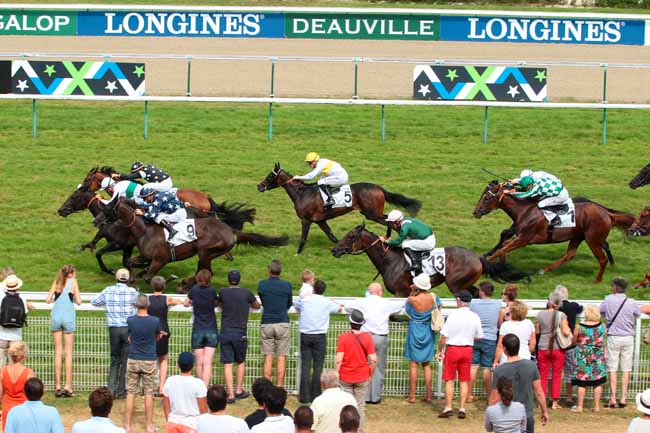 Photo d'arrivée de la course pmu PRIX DE FRANCEVILLE à DEAUVILLE le Samedi 27 août 2016