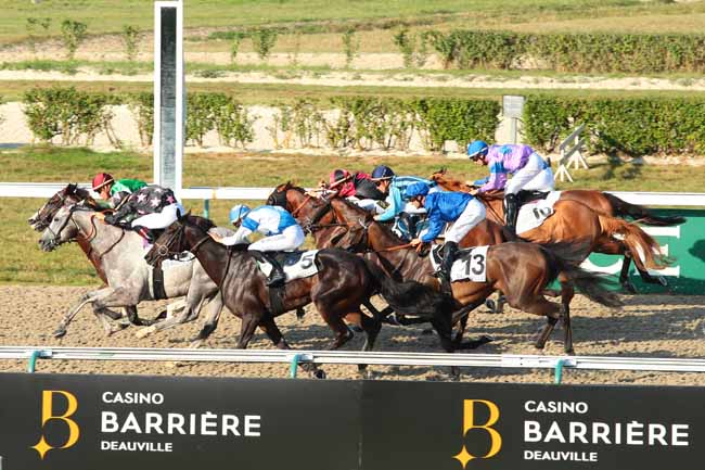 Photo d'arrivée de la course pmu PRIX DU GRAND CANAL à DEAUVILLE le Samedi 27 août 2016
