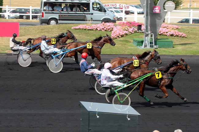 Photo d'arrivée de la course pmu PRIX DE METZ à PARIS-VINCENNES le Mercredi 31 août 2016