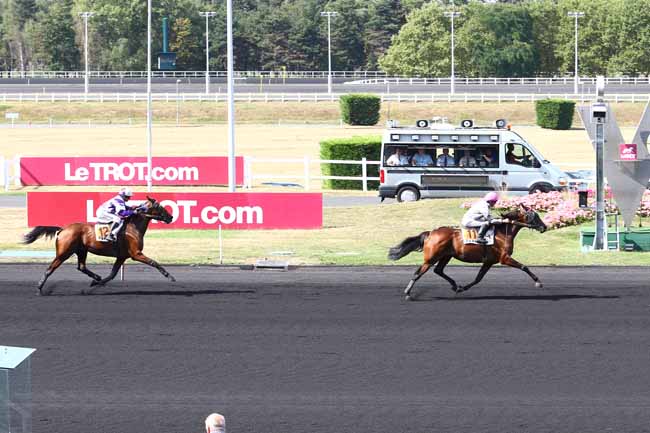 Photo d'arrivée de la course pmu PRIX DE MULHOUSE à PARIS-VINCENNES le Mercredi 31 août 2016