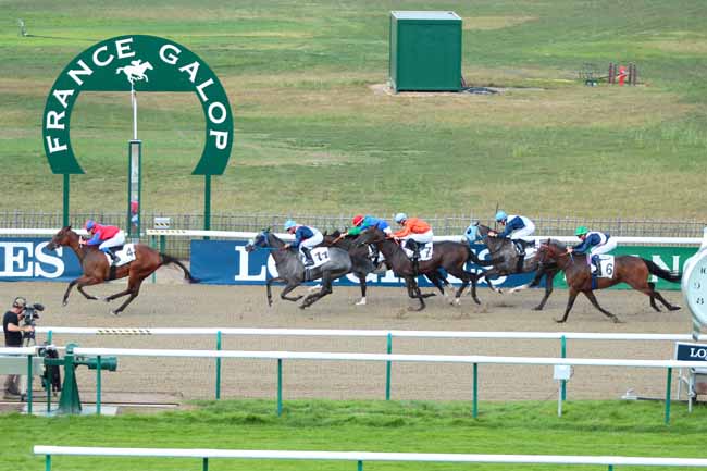 Photo d'arrivée de la course pmu PRIX DE LA LAUNETTE à CHANTILLY le Jeudi 1 septembre 2016