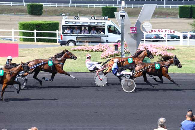 Photo d'arrivée de la course pmu PRIX DE CAGNES-SUR-MER à PARIS-VINCENNES le Jeudi 1 septembre 2016