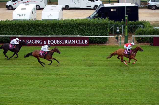 Photo d'arrivée de la course pmu QATAR PRIX DU PETIT COUVERT à CHANTILLY le Dimanche 11 septembre 2016